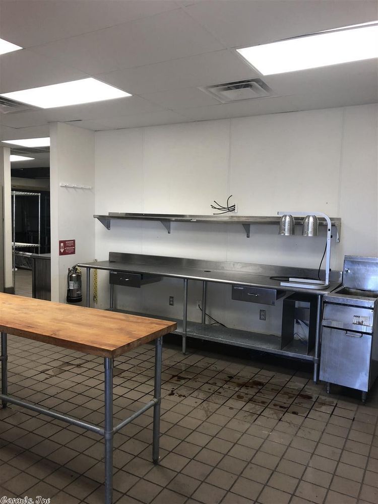 209 B St, Bryant, AR 72022